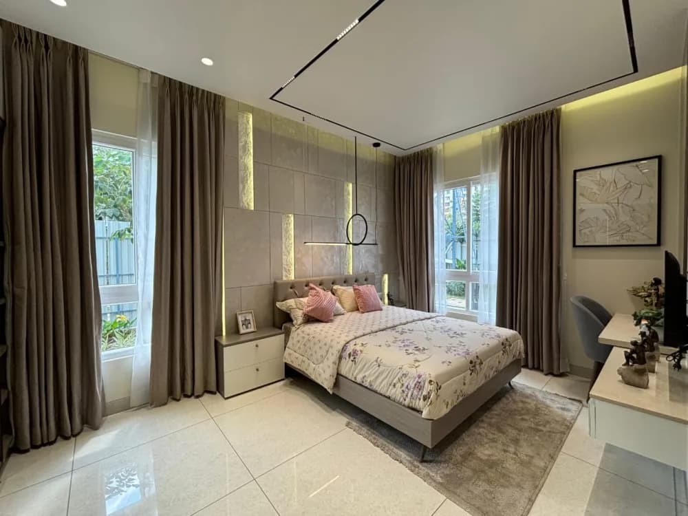 Urbanrise SpringTide: Luxury 2 bhk apartments for sale in mahindra world city | urbanrise springtide bedroom image1