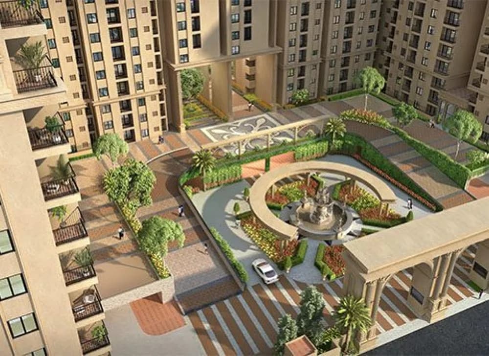 Casagrand first city: Mid entry plaza