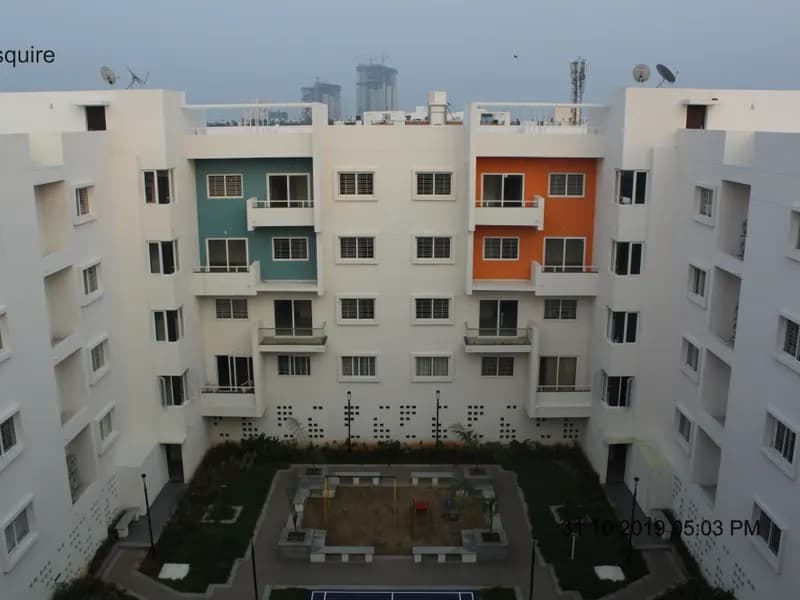 Casagrand Esquire: Elevation day view